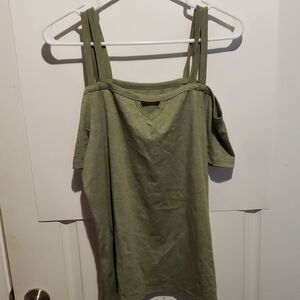 Women's Top